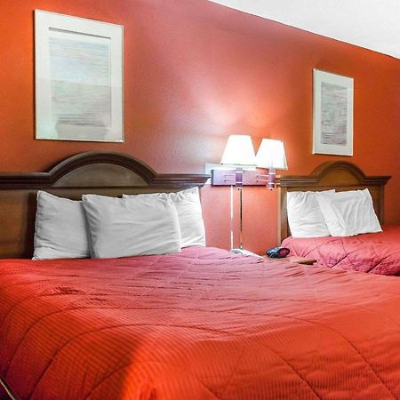 Rodeway Inn Harrisburg Dış mekan fotoğraf