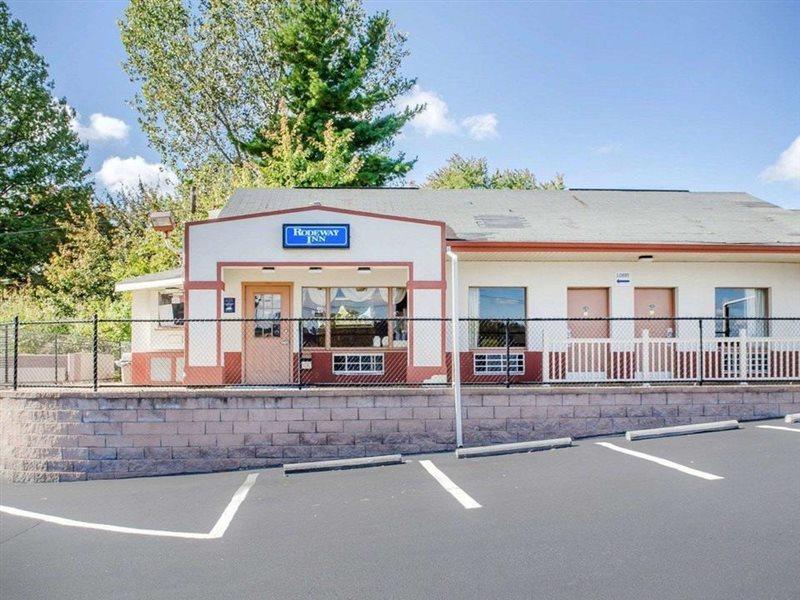 Rodeway Inn Harrisburg Dış mekan fotoğraf