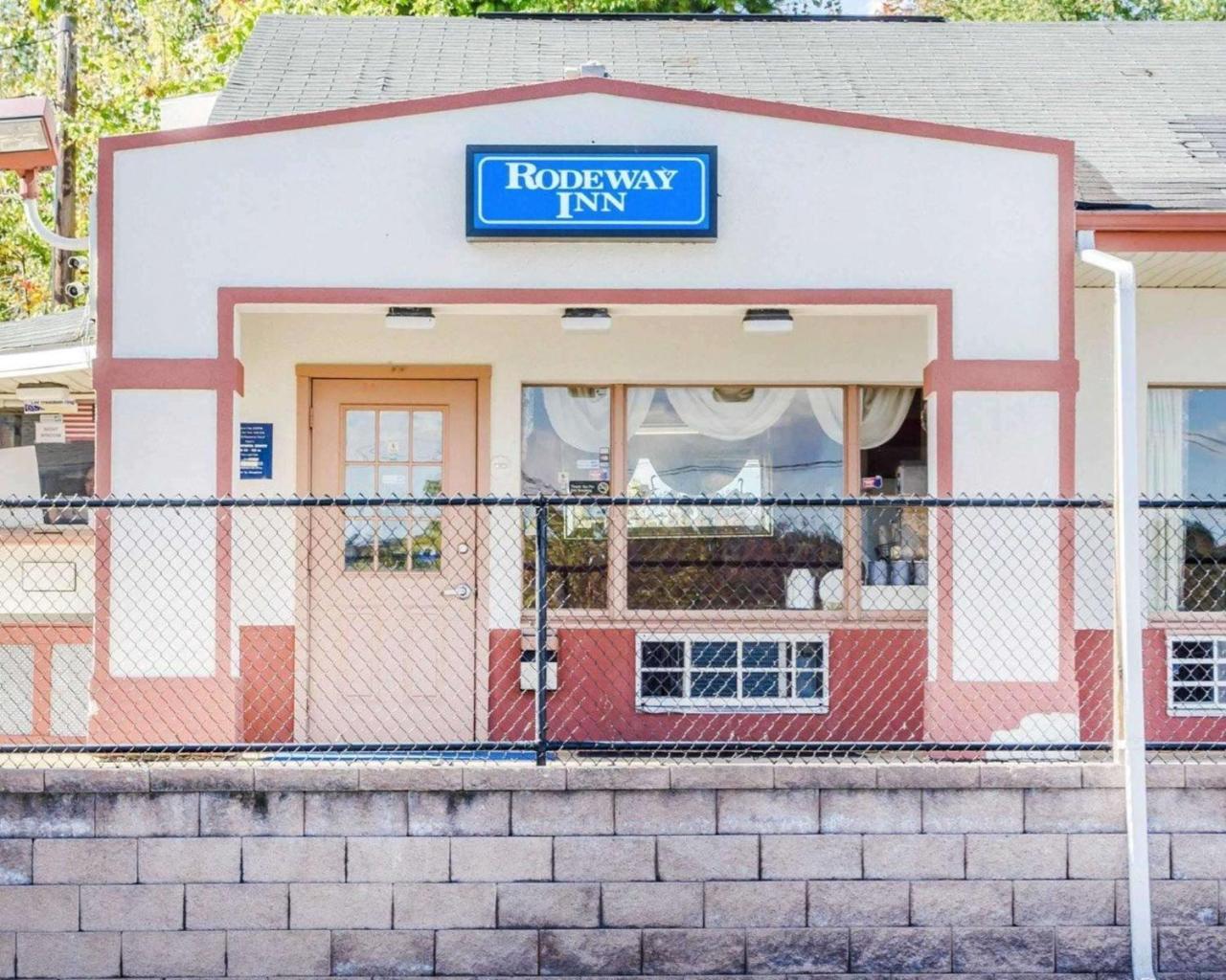 Rodeway Inn Harrisburg Dış mekan fotoğraf